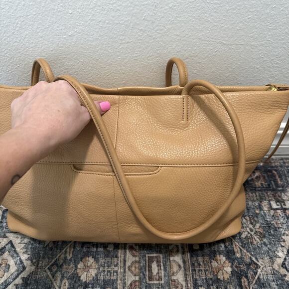 Hobo  Sandstorm Leather Large East West Tote Bag W/ Outside Pocket - Picture 6 of 12